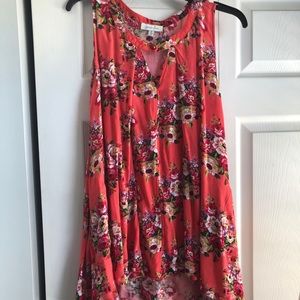 Grace & Lace Floral Tunic ~ Size Small